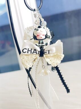 Authentic CC Ribbon With Pearl Bag Charm Keychain